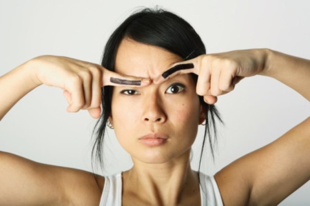 Уход за бровями: мифы и реальность.
