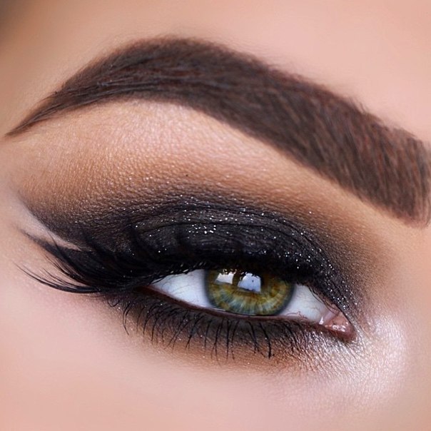 Варианты нового макияжа для зеленых, каре - зеленых и зелено - карих глаз. 09