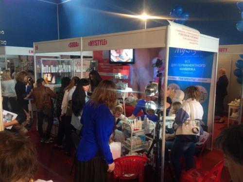 На стенде были показаны такие техники как: 04