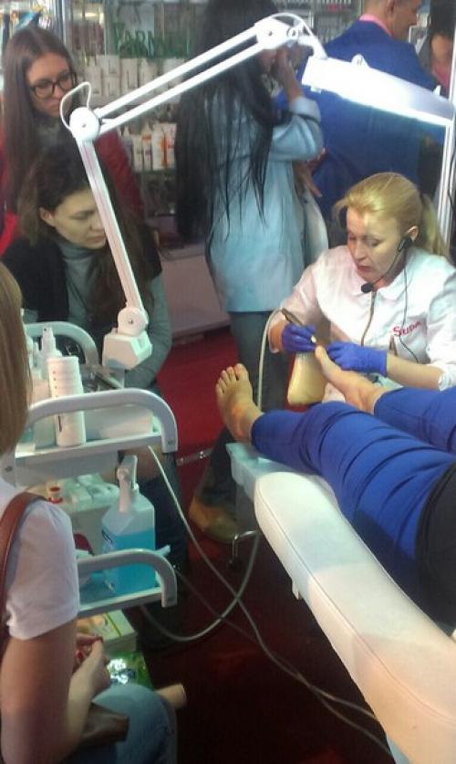 На стенде были показаны такие техники как: 08