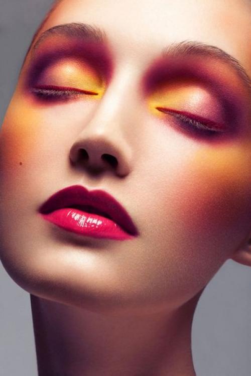 Желтые румяна: новый Instagram - тренд в макияже. 04 Желтые румяна: новый Instagram - тренд в макияже. 04