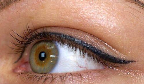 Идет запись на перманентный макияж, брови, глаза, губы. 04