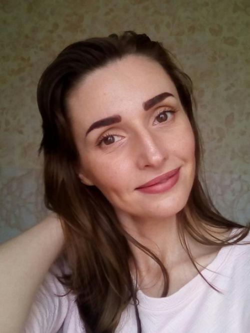 Естественный макияж или как его любят называть нюд не сдает свои позиции много сезонов. 01