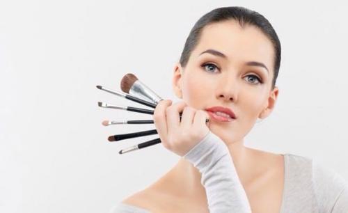 Уроки макиажа. Мы рисуем правильные Стрелки - теория и практика. 01 Уроки макиажа. Мы рисуем правильные Стрелки - теория и практика. 01