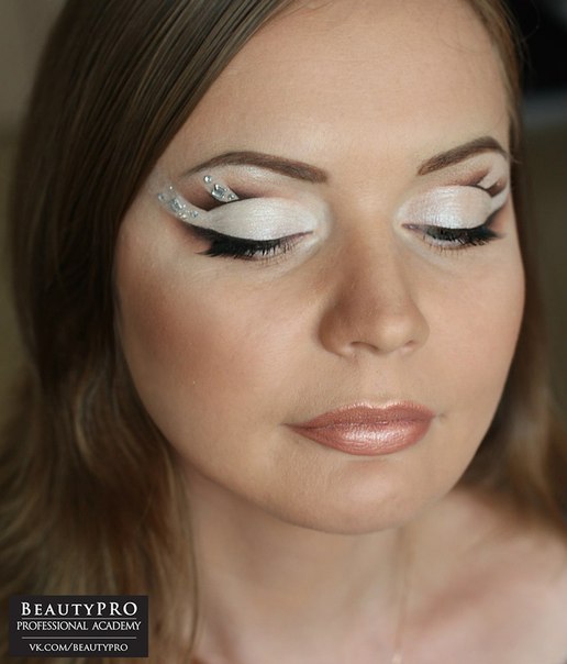 Продолжается запись в новую группу на Курс по Карандашной Технике в Beautypro. 03