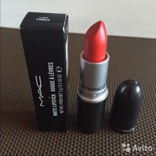 Красная матовая помада. 02