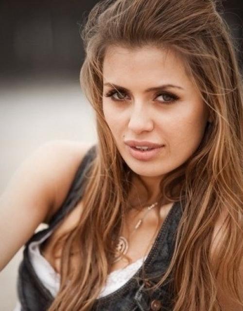 Мы продолжаем знакомить вас со звездными секретами красоты. 07 Мы продолжаем знакомить вас со звездными секретами красоты. 07