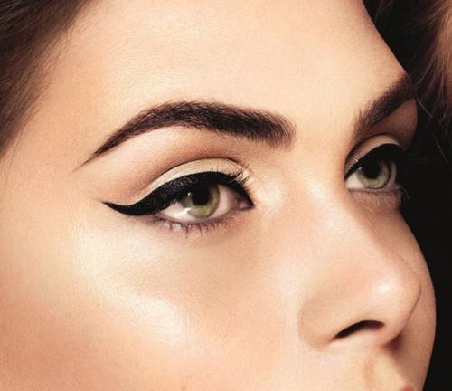 Мы рисуем красиво стрелки на глазах. 05 Мы рисуем красиво стрелки на глазах. 05