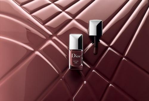 Французский модный дом Dior выпустил коллекцию косметики для идеальных сэлфи. 02 Французский модный дом Dior выпустил коллекцию косметики для идеальных сэлфи. 02