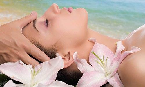 Каждый день человек становится старше, стареет. 02