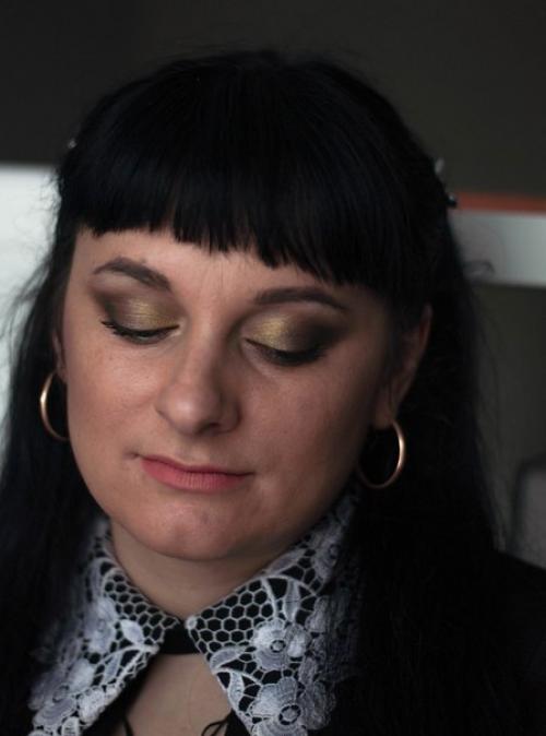 Хочу вам напомнить дорогие девочки, что я провожу курс Сам Себе Визажист. 05