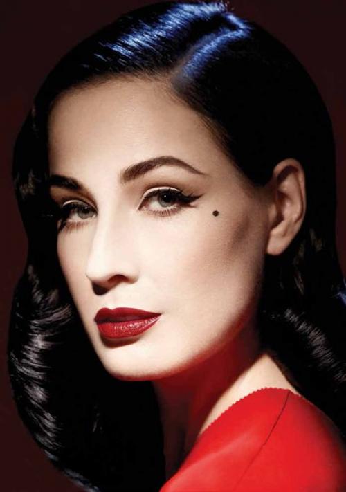 Avon Avoninsider сочетаниецветов яркаяпомада. 02 Avon Avoninsider сочетаниецветов яркаяпомада. 02