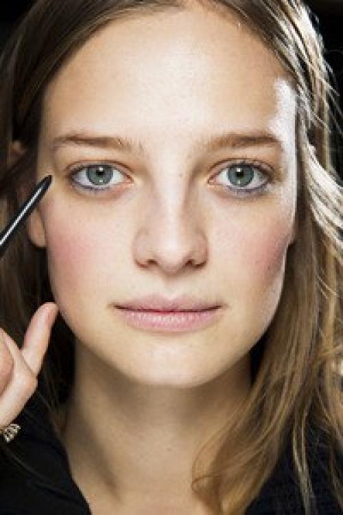 Тенденции макияжа сезона осень - зима 2016-17. 05