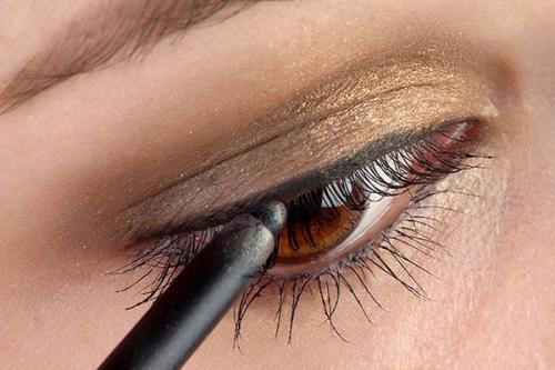 Карандаш для глаз и бровей MAC ( черныё и коричневый) - цена 200 руб. 03 Карандаш для глаз и бровей MAC ( черныё и коричневый) - цена 200 руб. 03