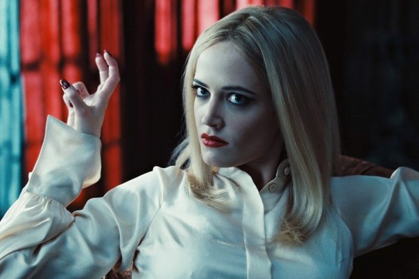 10 самых сексуальных кинозлодеек. 05