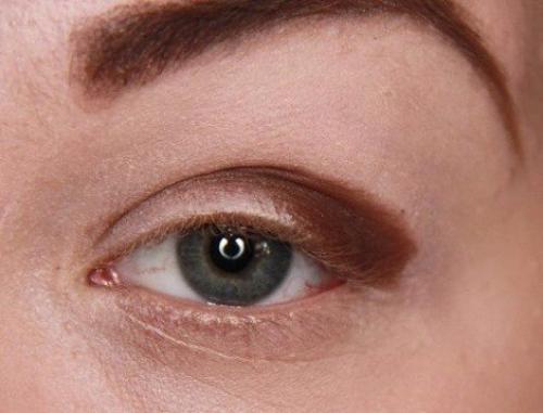 Лёгкий макияж в тёплых тонах - пошагово. 02