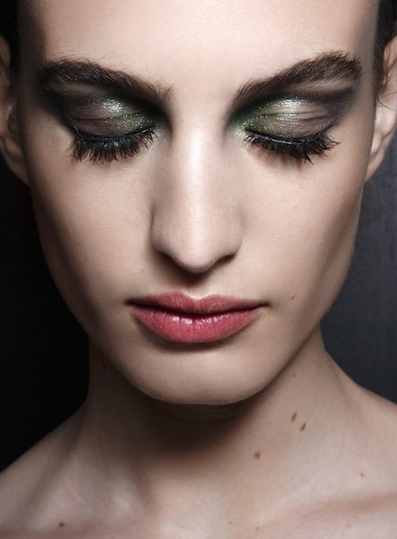 Идеи для макияжа сезона осень - зима 2014/15. 01 Идеи для макияжа сезона осень - зима 2014/15. 01
