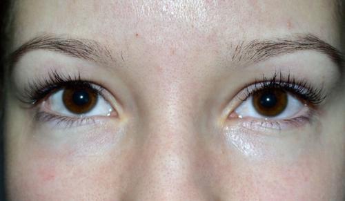 С наступлением осенней поры женщины задаются извечным вопросом сохранности туши на ресницах. 01 С наступлением осенней поры женщины задаются извечным вопросом сохранности туши на ресницах. 01