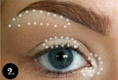 Простой ежедневный макияж в 4 этапа. 01