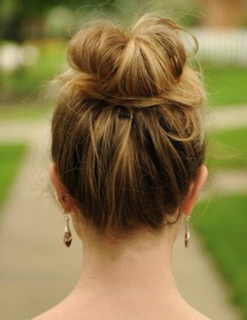 Прическа на каждый день - пучок. 02