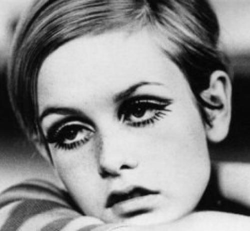 История туши для ресниц? 02 История туши для ресниц? 02