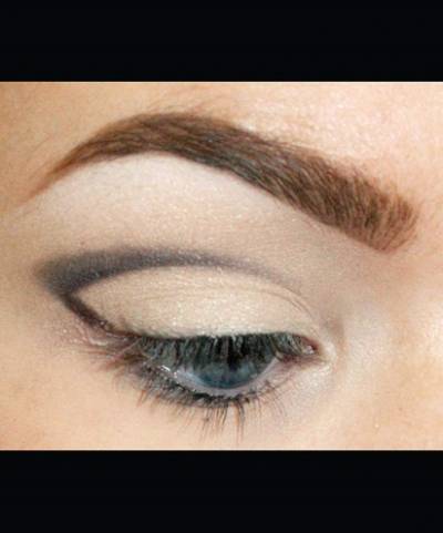 Самый простой способ сделать макияж с новым акцентом на складках век. 04 Самый простой способ сделать макияж с новым акцентом на складках век. 04