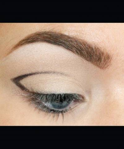 Самый простой способ сделать макияж с новым акцентом на складках век. 02 Самый простой способ сделать макияж с новым акцентом на складках век. 02