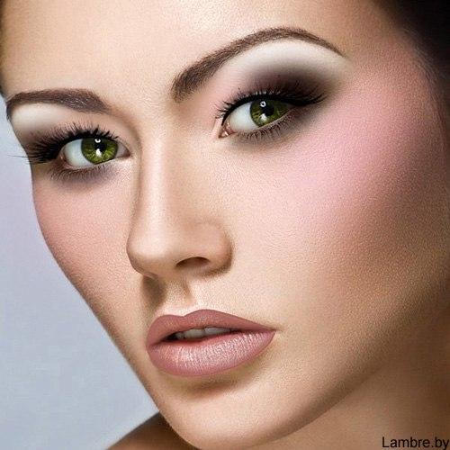 Палитра теней - румян 8 цветов. 01