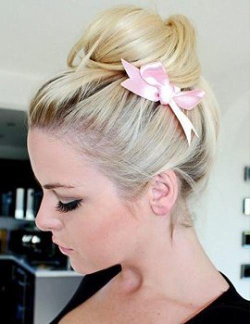 Прическа на каждый день - пучок. 01