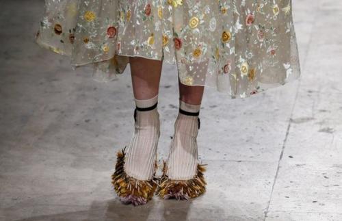 Неделя моды в Париже: макияж на показе Rochas. 02