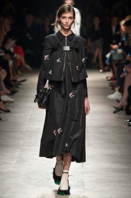 Неделя моды в Париже: макияж на показе Rochas. 01