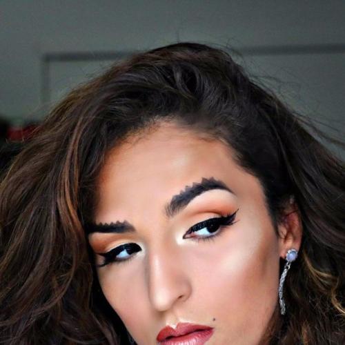 Тренды Instagram: самые безумные формы бровей (фото). 09