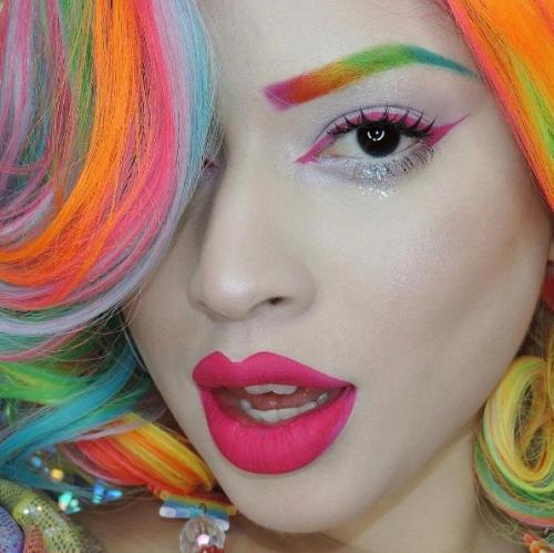 Как носить цветные брови. 03