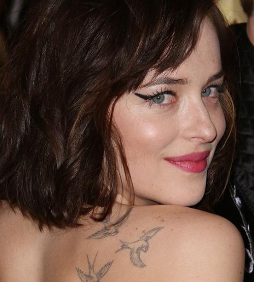 Они тоже ошибаются: 10 звезд с неправильными стрелками. 01 Они тоже ошибаются: 10 звезд с неправильными стрелками. 01