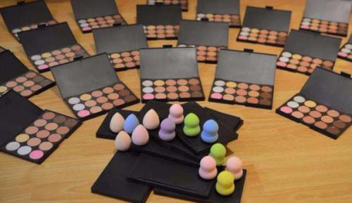 Профессиональная палитра для макияжа. 05