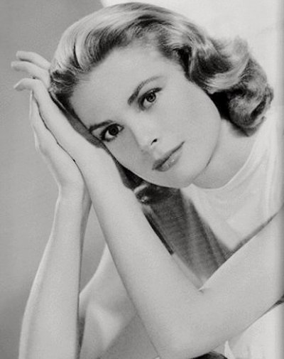 Женственные манеры Хелен Анделин.