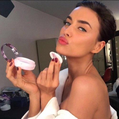 5 способов закрепить макияж на лице. 01 5 способов закрепить макияж на лице. 01