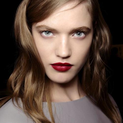 Как подобрать темную помаду для губ? 02 Как подобрать темную помаду для губ? 02