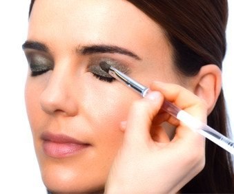 Макияж глаз в зеленой гамме. 01 Макияж глаз в зеленой гамме. 01