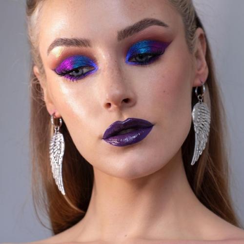 В карусели блестящие во всех смыслах работы @Madeupbykaty. 05