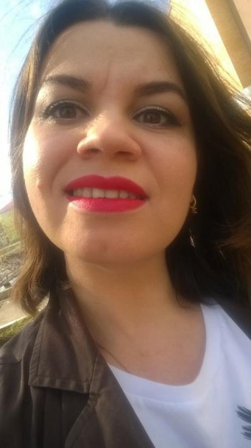 Краная помада!  Выбираем правильный оттенок и мы решаем с чем ее Носить. 01