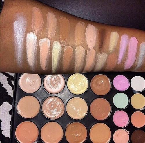 Консиллеры 15 цв и 20 цв в наличии? 01 Консиллеры 15 цв и 20 цв в наличии? 01