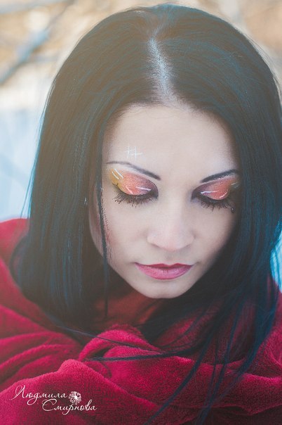 Все виды макияжа, например: свадебный, выпускной, на фото и видео, на паспорт, деловой, авангардный, ультрамарин, рэтро, образ Цариц, фэнтэзи, на каждый день, диско, любой тематики, возростной и многое другое. 02