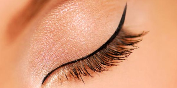 Татуаж век. Татуаж век.