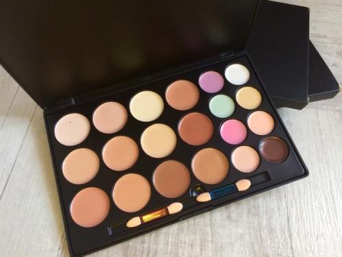 Консиллеры 15 цв и 20 цв в наличии? 02 Консиллеры 15 цв и 20 цв в наличии? 02