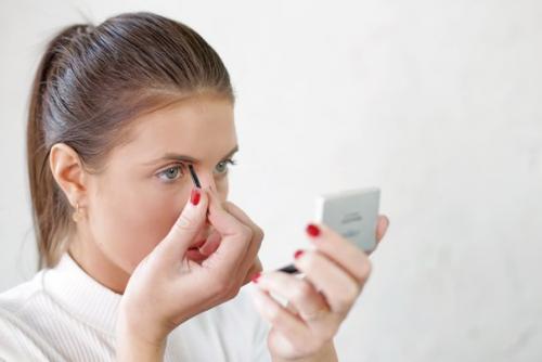 Пошаговый урок по нанесению макияжа - трансформера от эксперта L'Or? 03 Пошаговый урок по нанесению макияжа - трансформера от эксперта L'Or? 03