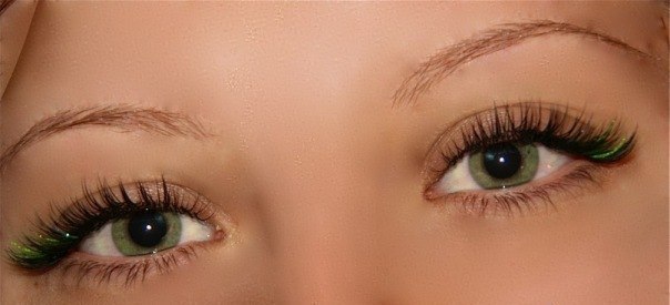 Началось лето, а это - пора, когда ужасно не хочется делать макияж, ибо на улице жара! 02