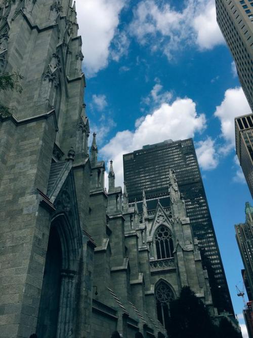 I. Сидя в вагоне метро, я наблюдая за людьми, рассматриваю их и размышляю. 06 I. Сидя в вагоне метро, я наблюдая за людьми, рассматриваю их и размышляю. 06