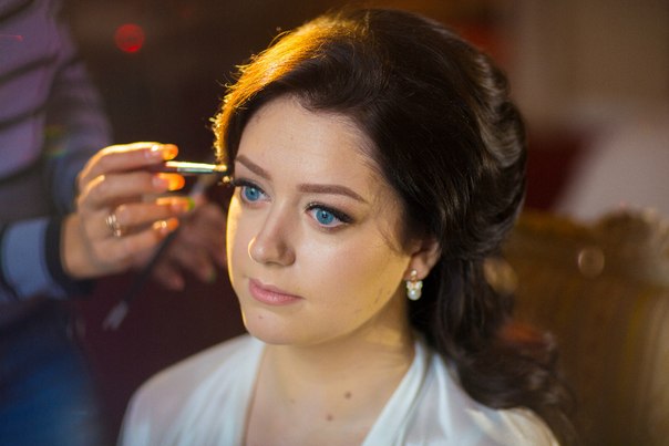 Всем привет!  Визажист и стилист, в моем случае, это потрясающий тандем. 01