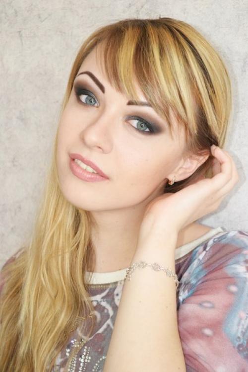 На уроках макияжа вы на себя другими глазами посмотрите. 03 На уроках макияжа вы на себя другими глазами посмотрите. 03